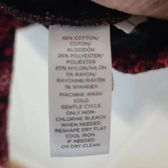 LOFT Scroll Floral Jacquard Shift Dress In Red And Black - Women Size: M - Picture 8 of 8